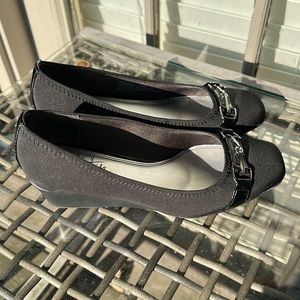 Life stride wedge pumps, black size 6.5